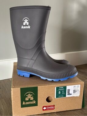 Kamik Charcoal Rain Boots with Blue Outsole